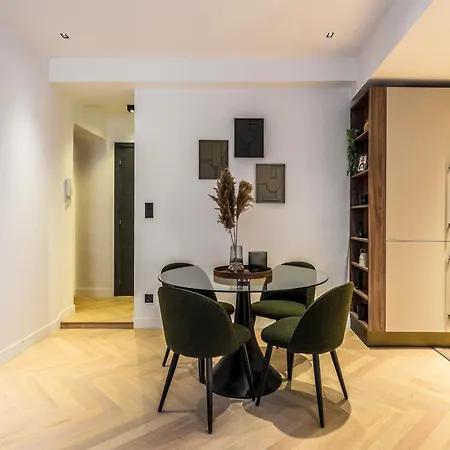 Petit Joyau Dans Le Vieux Apartment